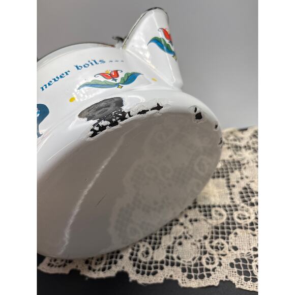 Vintage MCM Berggren Enamelware Teapot Folk Art ‘A Watched Kettle Never Boils’ - Picture 10 of 10